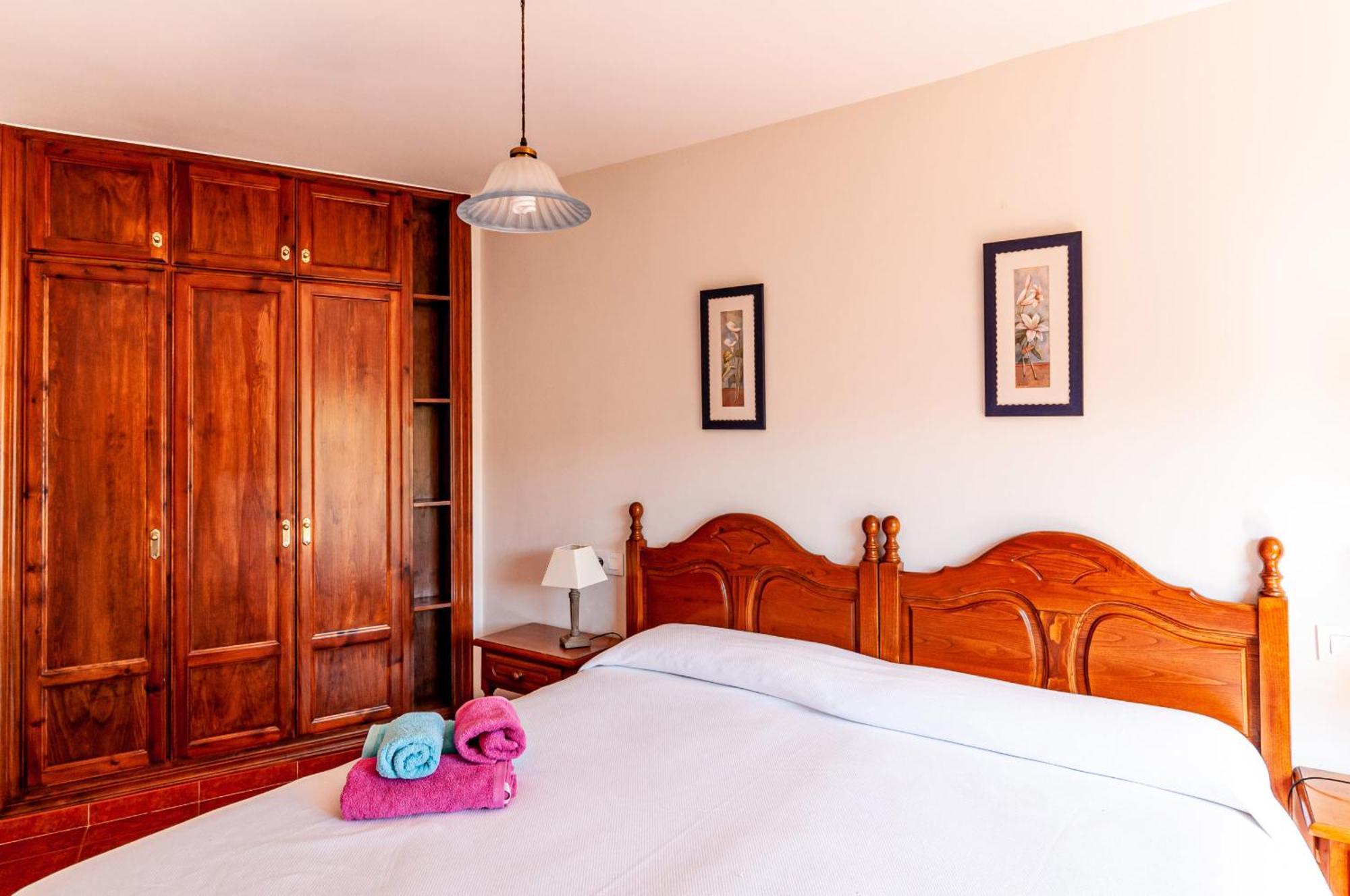 Apartamentos La Regoria อาเรนัส เด กาบราเลส ภายนอก รูปภาพ